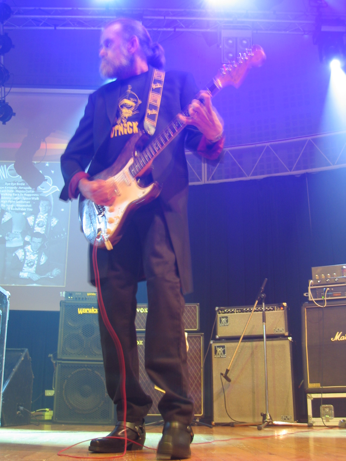 Spotnicks 255.jpg